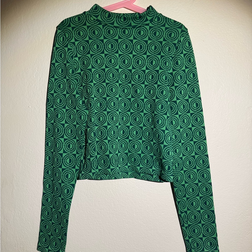 SOLD Stradivarius Green Long Sleeve Crop Blouse